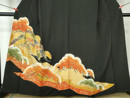 平和屋着物■豪華黒留袖　花松文　金彩　正絹　逸品　DABE0797qa