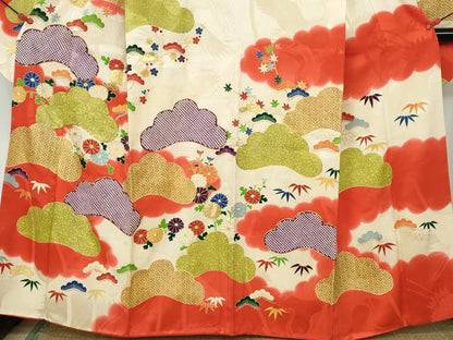 平和屋着物■豪華振袖　駒刺繍　枝松花文　暈し染め　金彩　三越扱い　正絹　逸品　DABE0852qa