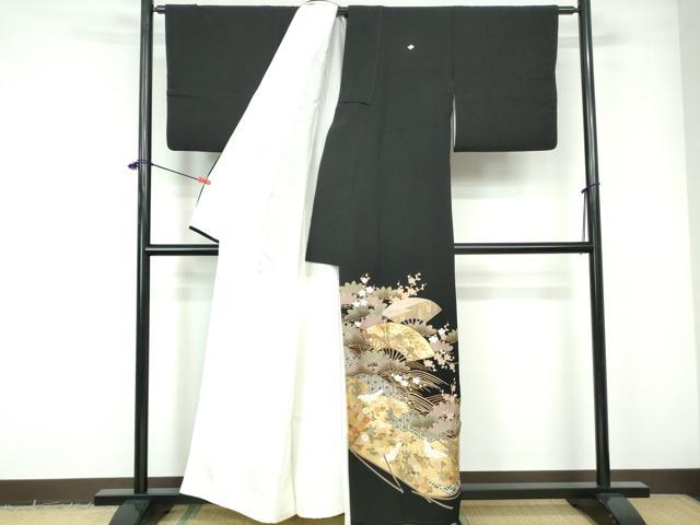 平和屋着物■豪華黒留袖　駒刺繍　扇面飛鶴花文　金彩　正絹　逸品　DABE0856qa