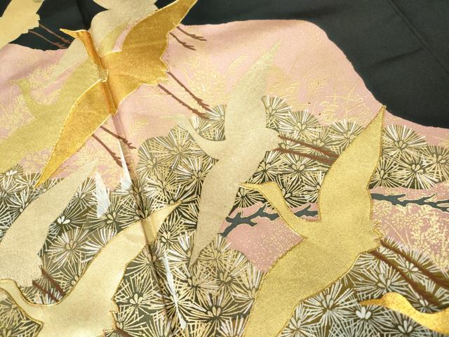 平和屋着物■豪華黒留袖　駒刺繍　流水飛鶴枝松文　金銀彩　正絹　逸品　DABE0857qa