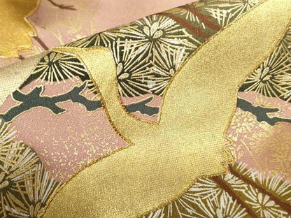 平和屋着物■豪華黒留袖　駒刺繍　流水飛鶴枝松文　金銀彩　正絹　逸品　DABE0857qa