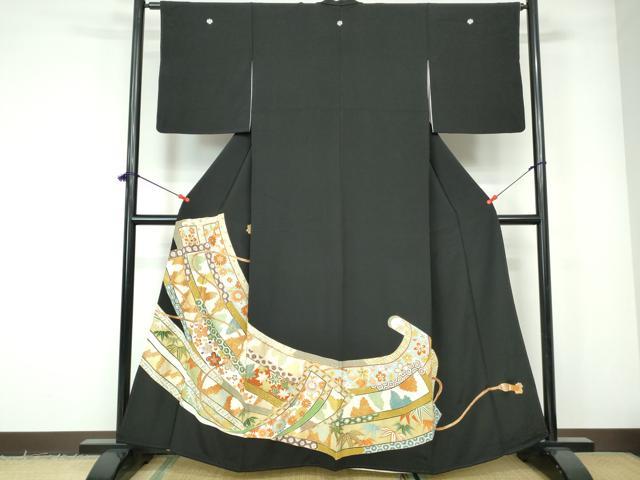 平和屋着物■豪華黒留袖　駒刺繍　舞花楓文　江戸紐　金彩　正絹　逸品　DABE0858qa