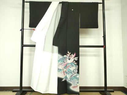 平和屋着物■豪華黒留袖　刺繍　飛鶴枝梅文　暈し染め　銀彩　正絹　逸品　DABE1119op