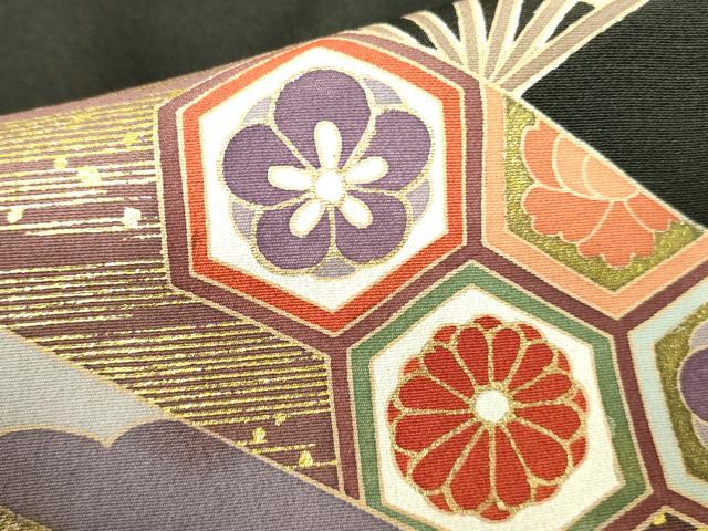 平和屋着物■豪華黒留袖　駒刺繍　宝尽くし扇面花文　金彩　正絹　逸品　DABE1129op