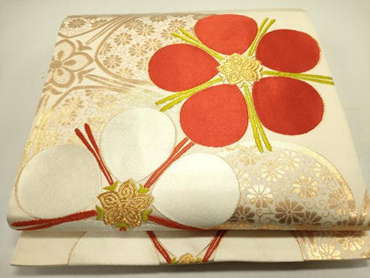 平和屋着物●西陣　河合美術織物謹製　六通柄袋帯　唐織　舞梅　金糸　正絹　逸品　DABE1777op