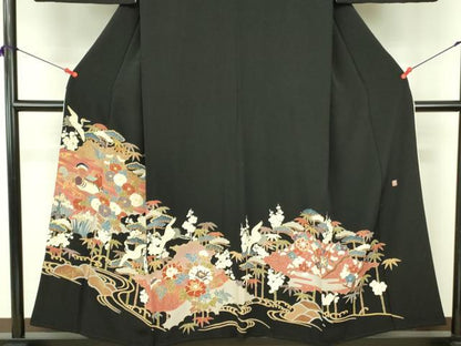 平和屋着物■豪華黒留袖　作家物　鴛鴦飛鶴花文　金彩　正絹　逸品　DABE1963op