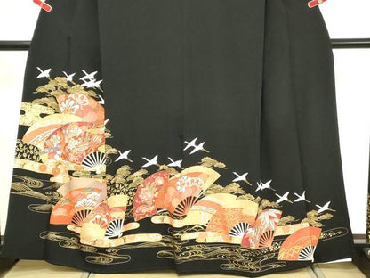 平和屋着物■豪華黒留袖　駒刺繍　扇面宝尽くし文　金彩　正絹　逸品　DABE2536cd