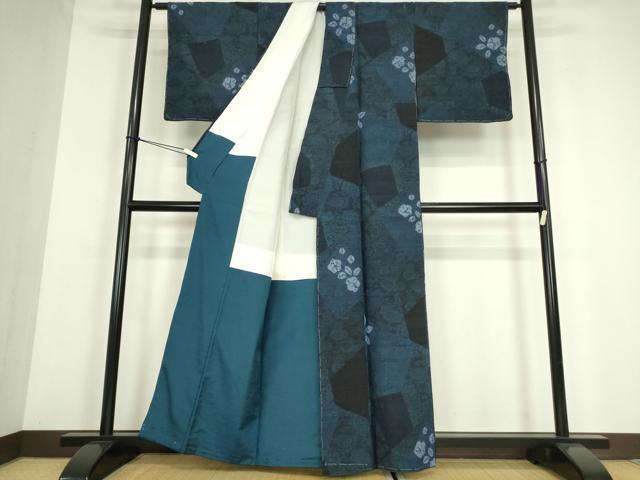 平和屋着物●伝統工芸士　七代目　吉澤与市　紬　藍　型染　絞り　切嵌め花唐草文　証紙付き　正絹　逸品　未使用　DABE4015az