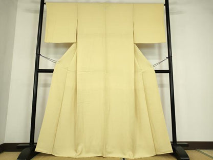 平和屋着物●上質な色無地　霞地紋　淡黄色　正絹　逸品　DABE4020az