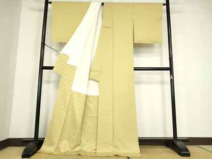 平和屋着物●上質な色無地　草花地紋　淡黄色　ロング丈　正絹　逸品　未使用　DABE4025az