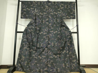 平和屋着物●本場大島紬　9マルキ　流水風景花文　正絹　逸品　DABE4038az