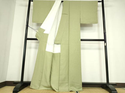 平和屋着物●上質な色無地　舞花地紋　抹茶色　正絹　逸品　DABE4040az