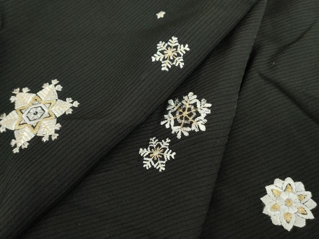 平和屋着物▽羽織　スリーシーズン　春夏秋　塵除け　絽　総刺繍　雪の結晶　金糸　黒地　仮絵羽　正絹　逸品　未使用　DABE4132az