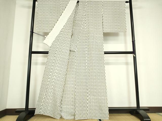 平和屋着物▽上質なお召 　単衣　矢羽絣 　正絹　逸品　未使用　DABE4144az