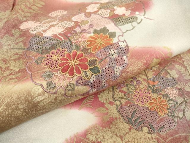 平和屋着物▽中国三大刺繍　スワトウ刺繍　汕頭刺繍　訪問着　単衣　雪輪花文　暈し染め　金彩　正絹　逸品　DABE4189az