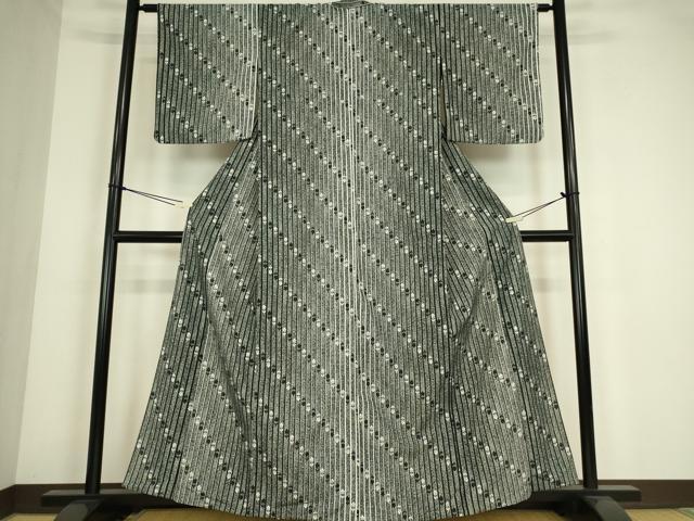 平和屋着物▽小紋　単衣　舞花斜線文　黒地　洗える着物　DABE4368az