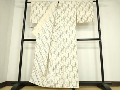 平和屋着物▽本場琉球絣　紬　単衣　正絹　逸品　DABE4393az