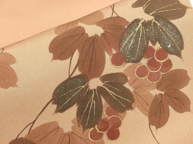 平和屋着物●京都印象派 友禅作家　橋本恵　塩瀬　九寸名古屋帯　葡萄蔦の葉文　手描き　金彩　正絹　逸品　DABE4593az