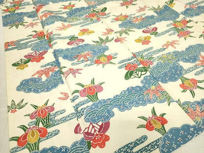 平和屋着物▽上質な紬　単衣　型染め　雲取り花文　正絹　逸品　DABE4685az