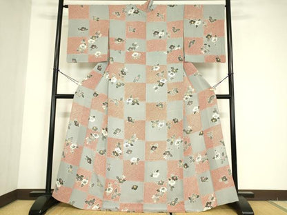 平和屋着物▽上質な小紋　単衣　型染め　市松花文　鬼しぼ縮緬　正絹　逸品　DABE4798az