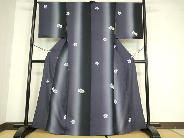 平和屋着物▽上質な小紋　単衣　舞花文　暈し染め　金彩　正絹　逸品　未使用　DABE4814az