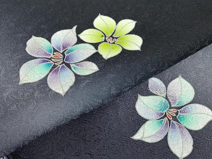 平和屋着物▽上質な小紋　単衣　舞花文　暈し染め　金彩　正絹　逸品　未使用　DABE4814az