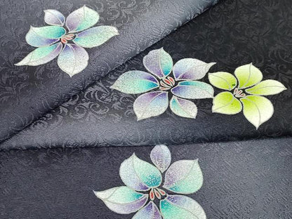 平和屋着物▽上質な小紋　単衣　舞花文　暈し染め　金彩　正絹　逸品　未使用　DABE4814az