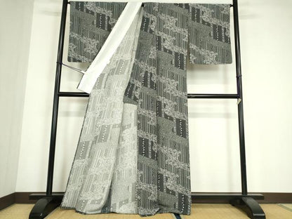 平和屋着物▽小紋　単衣　飛鳥宝尽くし花文　黒地　洗える着物　DABE4861az