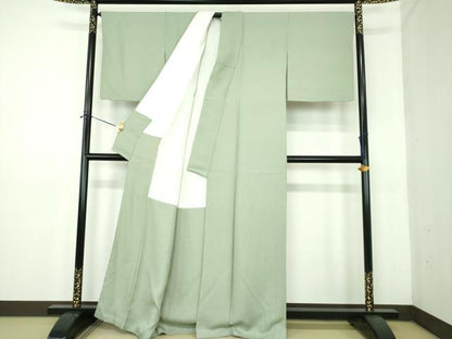 平和屋着物●上質な色無地　霞地紋　山葵色　正絹　逸品　DABE5111ps