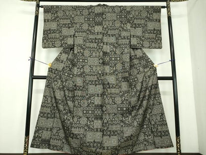 平和屋着物●本場大島紬　9マルキ　草花文　正絹　逸品　DABE5122ps