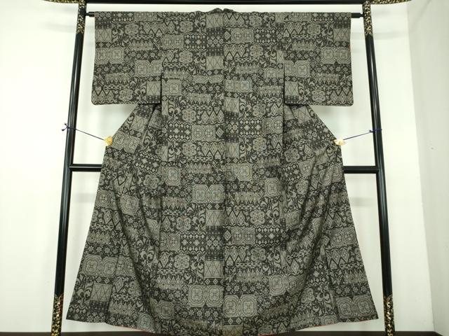 平和屋着物●本場大島紬　9マルキ　草花文　正絹　逸品　DABE5122ps