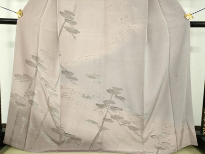 平和屋着物●本加賀友禅作家　鶴見保次監修　訪問着　寿光織　松文　暈し染め　銀糸　さが美扱い　正絹　逸品　DABE5135ps