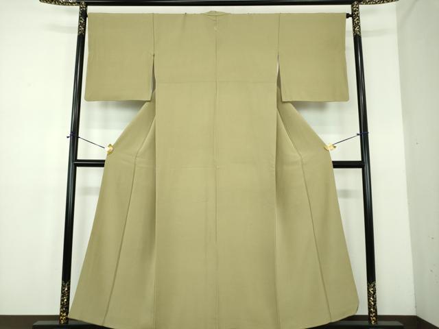 平和屋着物●本加賀友禅作家　直江良三監修　色無地　鶸茶色　正絹　逸品　DABE5150ps