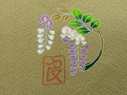 平和屋着物●本加賀友禅作家　直江良三監修　色無地　鶸茶色　正絹　逸品　DABE5150ps