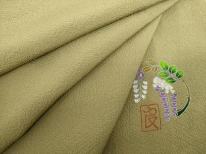 平和屋着物●本加賀友禅作家　直江良三監修　色無地　鶸茶色　正絹　逸品　DABE5150ps