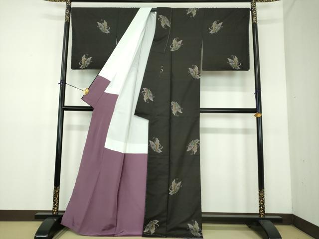 平和屋着物●本場大島紬　地空　9マルキ　古代染色純泥染　舞蝶文　伊勢勝義作　証紙付き　正絹　逸品　未使用　DABE5153ps