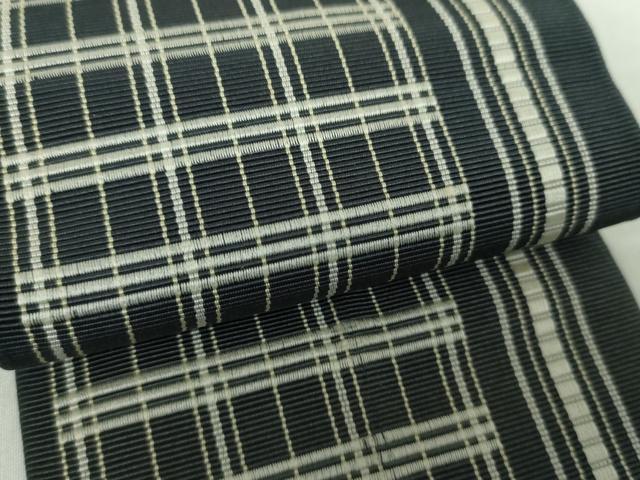 平和屋着物●男性　本場筑前博多織　両面　角帯　格子間道　正絹　逸品　DABE5210ps