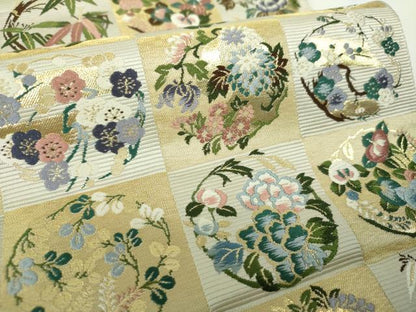平和屋着物●西陣の老舗　1782年創業　山下織物　六通柄袋帯　唐織　市松取四季花の丸　金糸　正絹　逸品　DABE5305ps