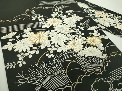 平和屋着物●塩瀬　九寸名古屋帯　駒刺繍　雲取り柴垣花文　黒地　金糸　正絹　逸品　DABE5316ps