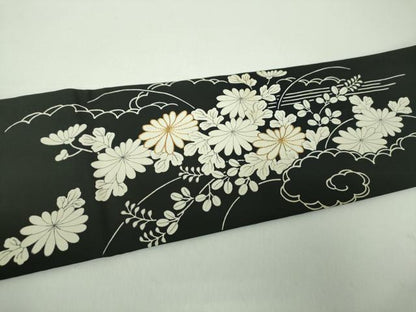 平和屋着物●塩瀬　九寸名古屋帯　駒刺繍　雲取り柴垣花文　黒地　金糸　正絹　逸品　DABE5316ps