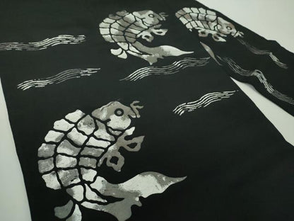 平和屋着物●九寸名古屋帯　名物裂　荒磯　黒地　銀彩　正絹　逸品　DABE5320ps