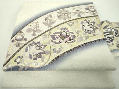 平和屋着物●九寸名古屋帯　刺繍　貝紫　更紗花文　金銀彩　銀通し地　正絹　逸品　未使用　DABE5335ps