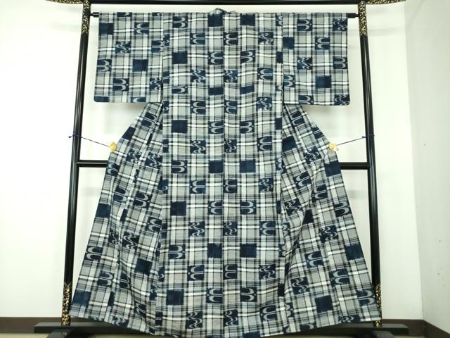 平和屋着物●上質な紬　琉球絣文様　正絹　逸品　DABE5361ps