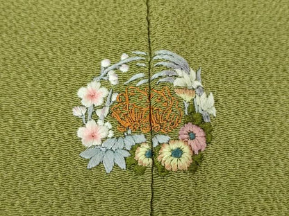 平和屋着物●上質な色無地　鬼しぼ縮緬　草色　正絹　逸品　DABE5375ps