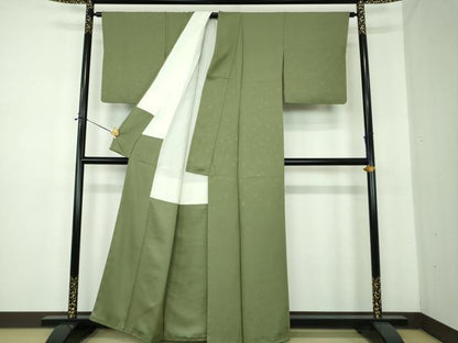 平和屋着物●世界的ファッションデザイナー　山本寛斎監修　kansaiブランド　色無地　舞桜地紋　老竹色　証紙付き　正絹　逸品　DABE5380ps