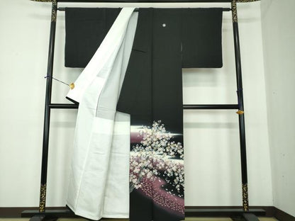 平和屋着物●豪華黒留袖　刺繍　夜桜　暈し染め　金銀彩　やまと誂製　正絹　逸品　DABE5381ps