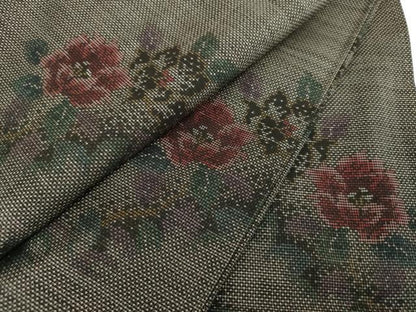 平和屋着物●本場大島紬　9マルキ　草花文　正絹　逸品　DABE5411ps