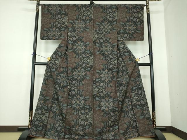 平和屋着物●本場大島紬　7マルキ　葡萄唐草花文　正絹　逸品　未使用　DABE5415ps