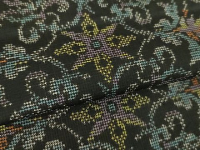 平和屋着物●本場大島紬　7マルキ　葡萄唐草花文　正絹　逸品　未使用　DABE5415ps