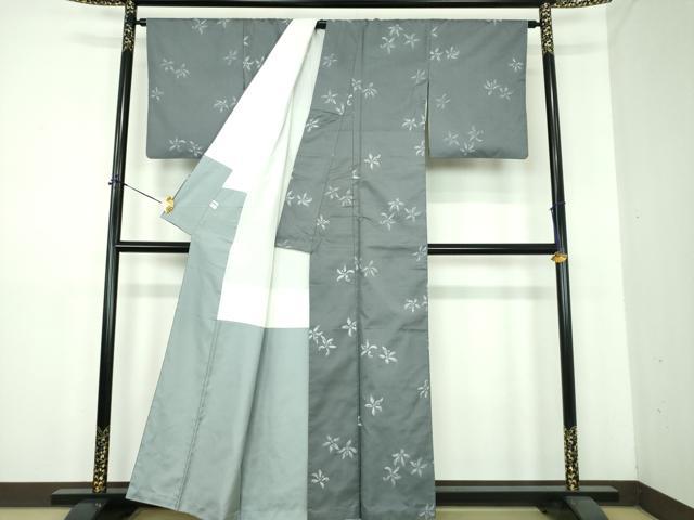 平和屋着物●本場縞大島紬　ろうけつ染め　舞花文　正絹　逸品　DABE5440ps